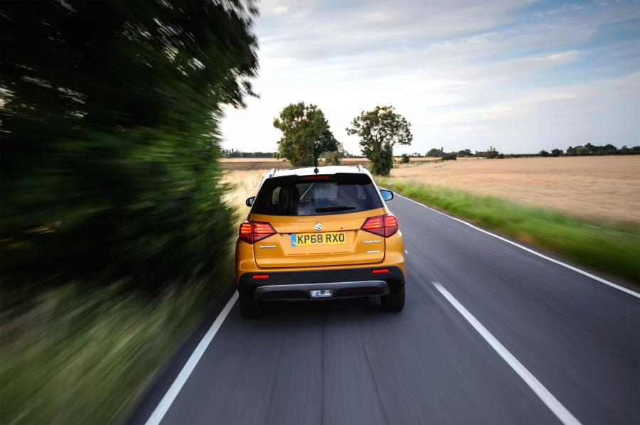  Suzuki Vitara SZ5 with Accessories 2019 года  (UK) (фото 8 из 27)